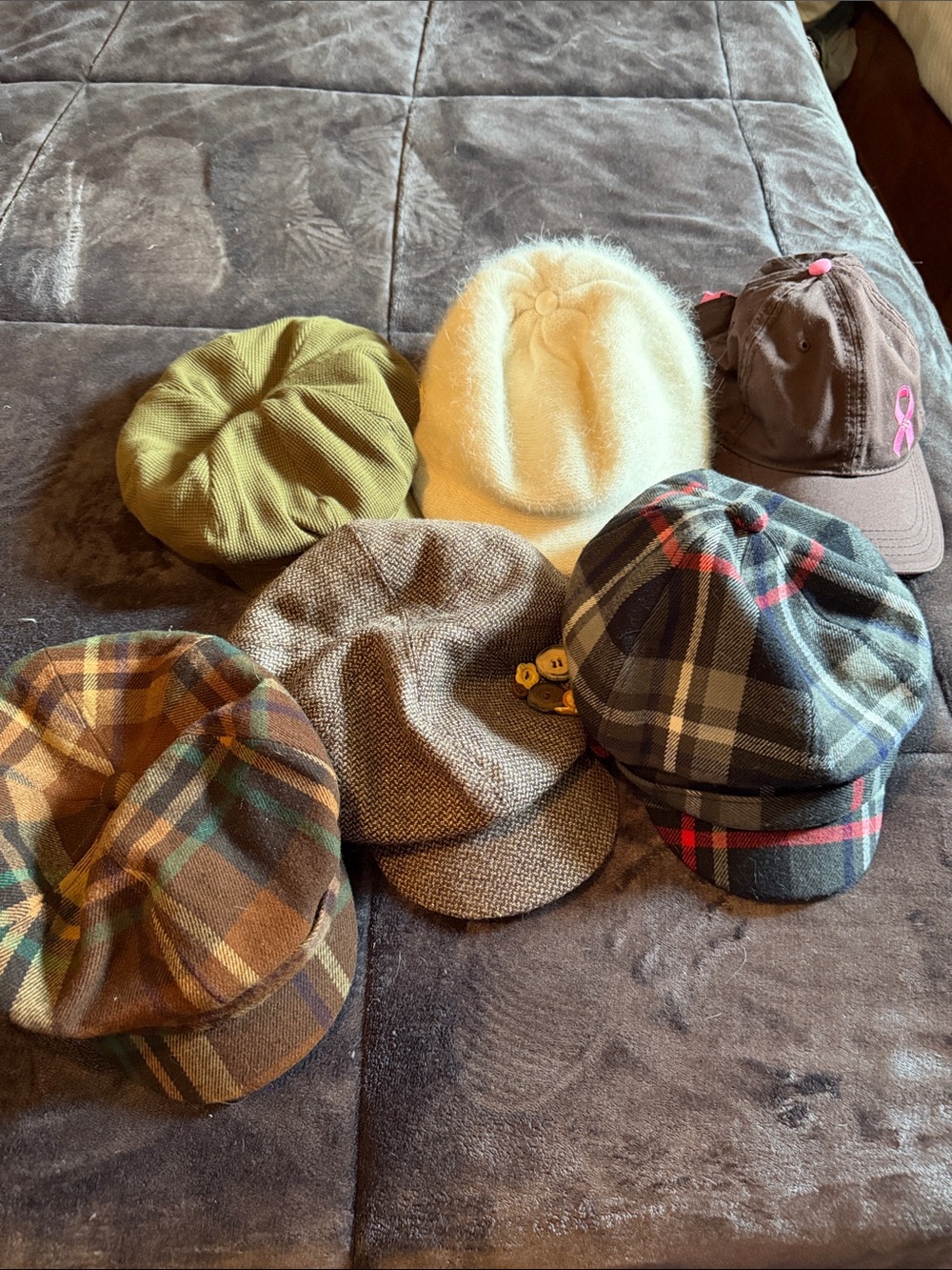 Women’s set of 6 Plaid and Solid Casual Caps Pack - Brown, Green, Yellow, Crea